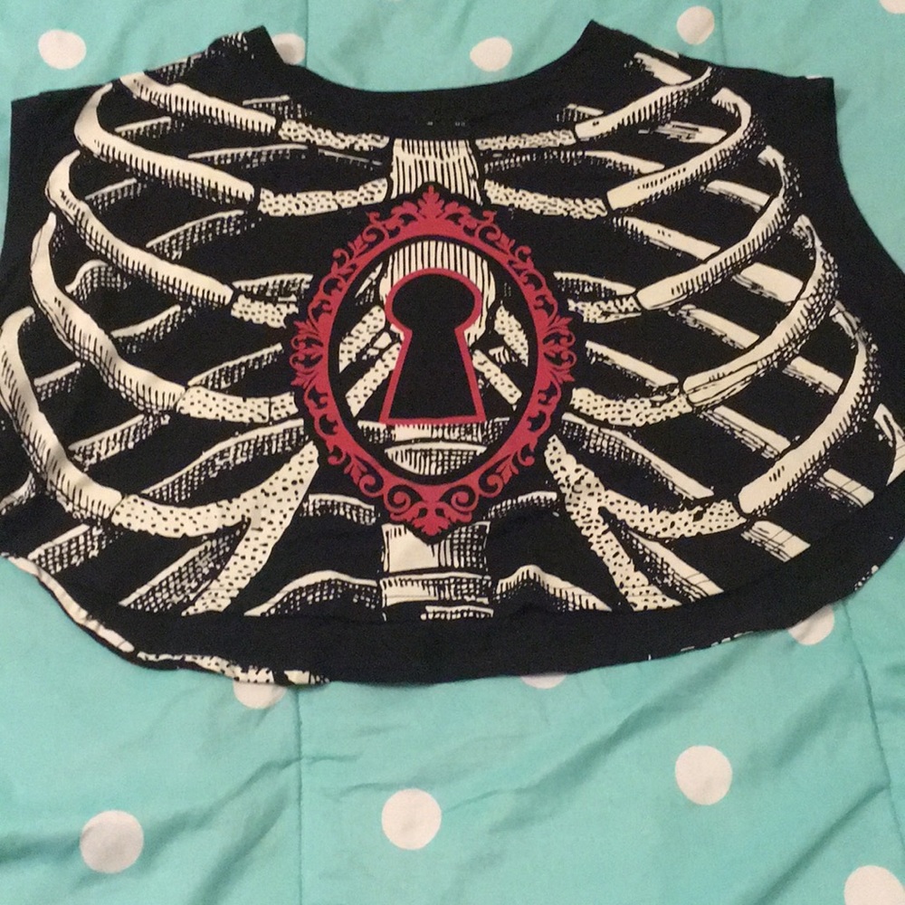 Skeleton key crop top